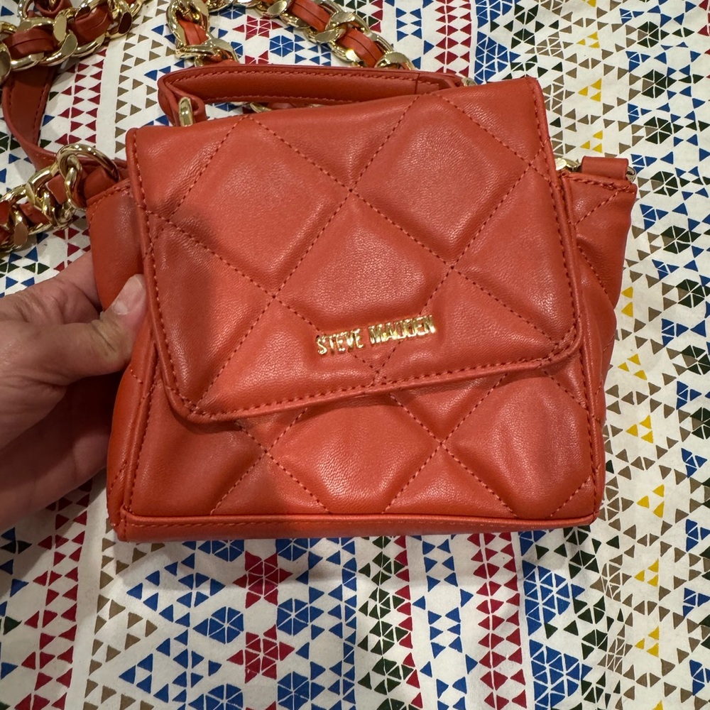 Steve Madden Quilted Mini Bag in Vibrant Orange